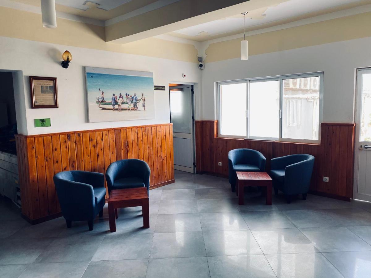 Aparthotel Nhaterra Santa Maria Bagian luar foto